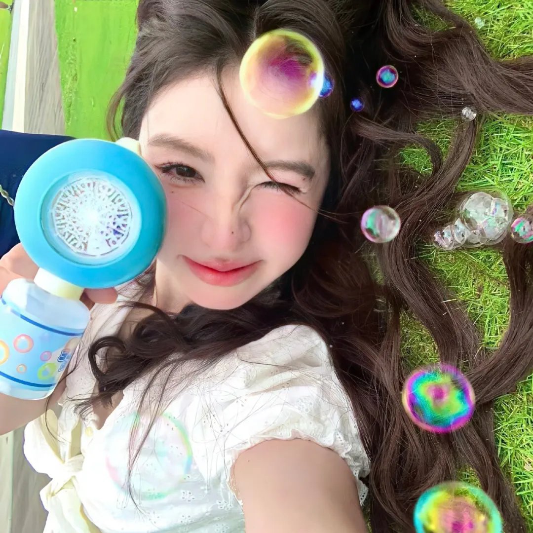 顾机长,太太说自己已守寡三年